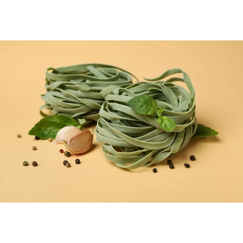 Tagliatelle bio & artisanale à l'ail et au basilic de France - dire... Tagliatelle bio & artisanale à l'ail et au basilic de France - dire...