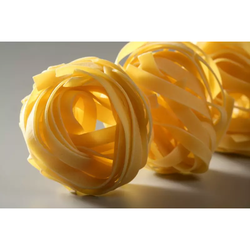 Organic & artisanale tagliatelle with hazelnuts from Italy - Direct...