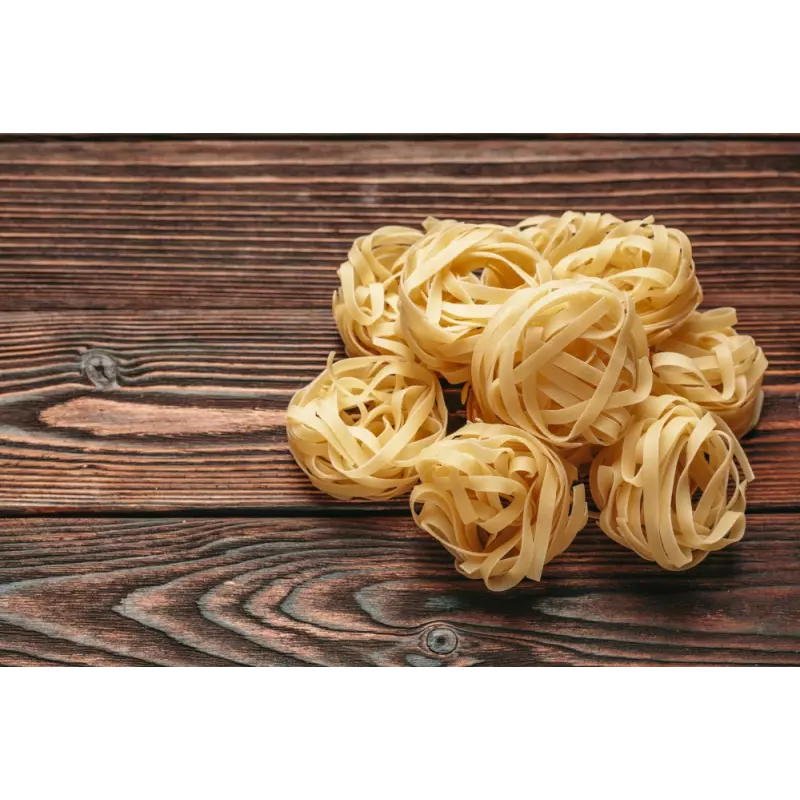 Organic & artisanale tagliatelle with hazelnuts from Italy - Direct...