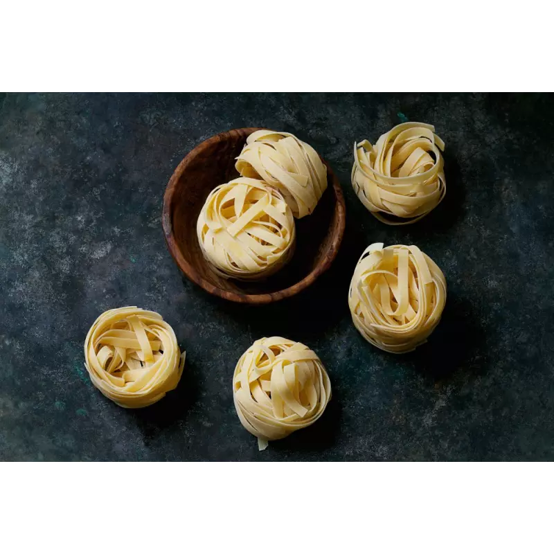 Organic & artisanale tagliatelle with hazelnuts from Italy - Direct...