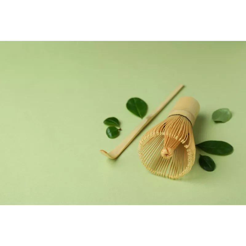Chasen ou fouet & chashaku ou spatule traditionnels pour Matcha en ...