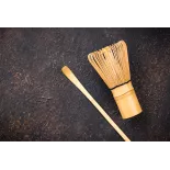 Chasen ou fouet & chashaku ou spatule traditionnels pour Matcha en ...