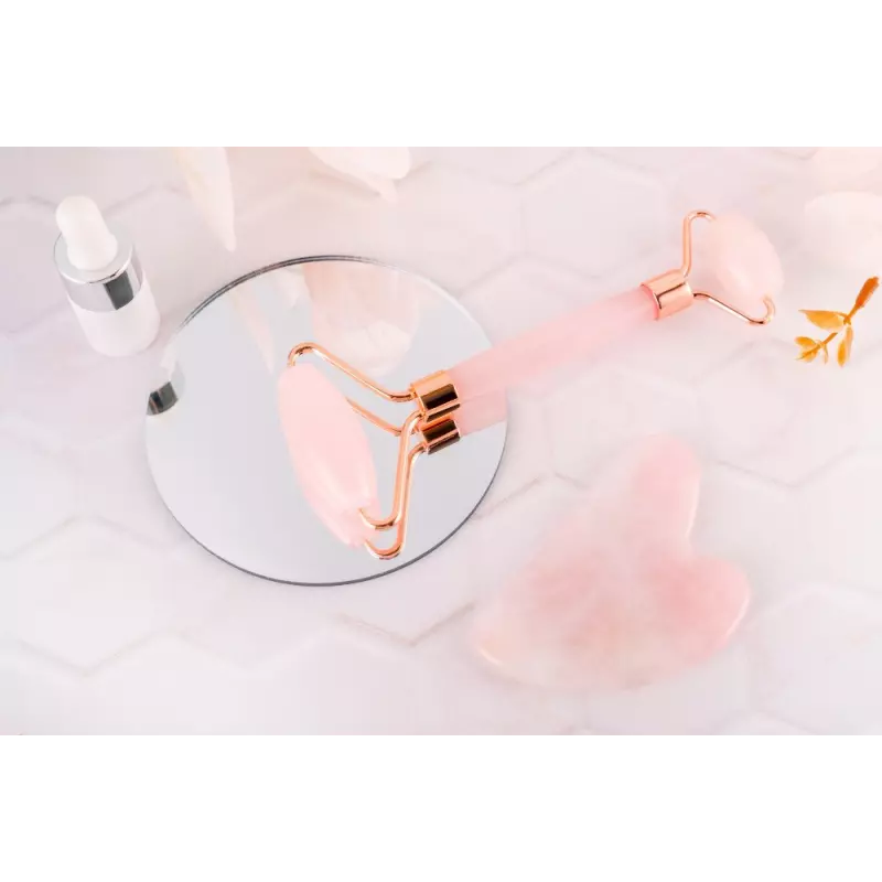 Pure pink quartz gua sha & beauty roller for face - Handmade