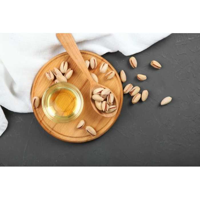 Virgin Organic Pistachio Oil PDO from Brontë in Sicily - Direct pro...