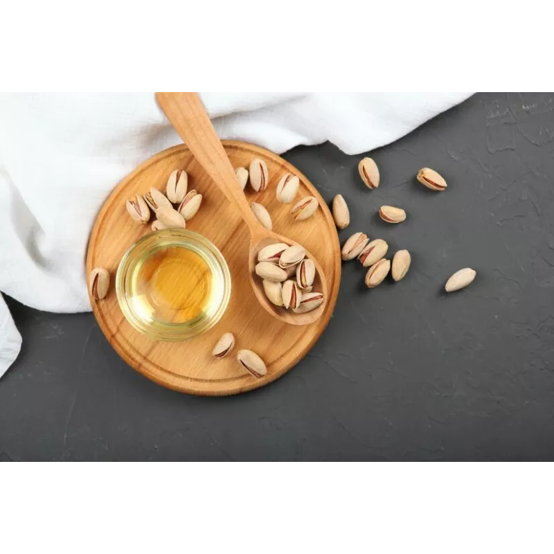 Virgin Organic Pistachio Oil PDO from Brontë in Sicily - Direct pro...