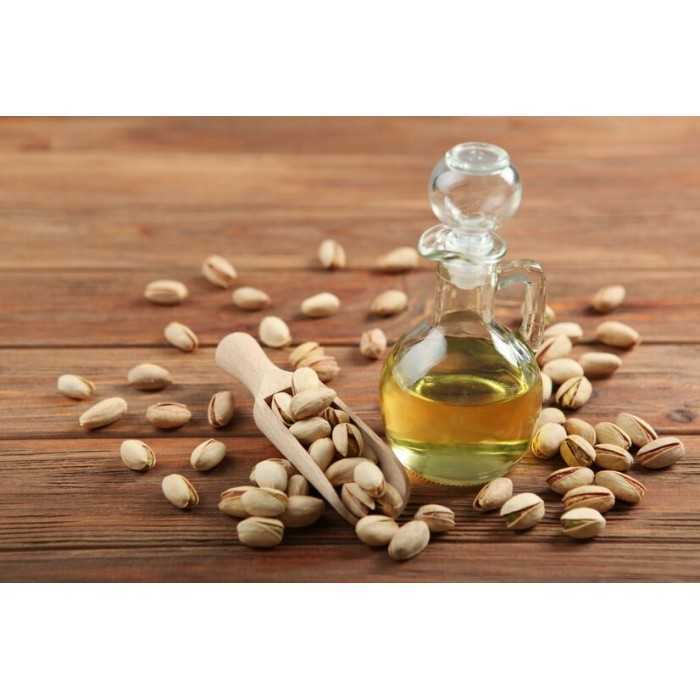 Virgin Organic Pistachio Oil PDO from Brontë in Sicily - Direct pro...