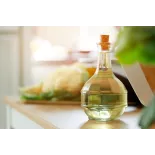 Virgin Organic Pistachio Oil PDO from Brontë in Sicily - Direct pro...