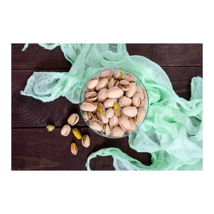 Organic pistachios PDO from Brontë in shell grilled and without sal...