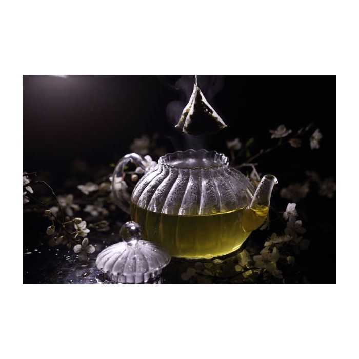 Chiseled borosilicate glass teapot with glass infuser