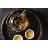 Borosilicate glass teapot with infuser and bamboo handle