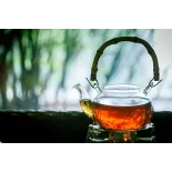 Borosilicate glass teapot with infuser and bamboo handle