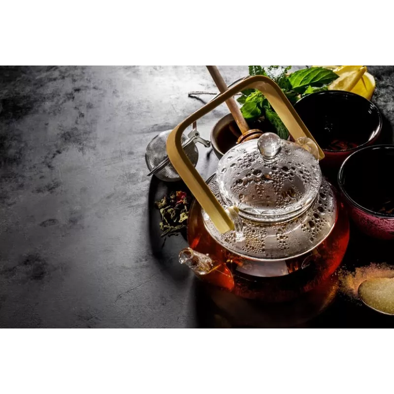 Borosilicate glass teapot with infuser and bamboo handle