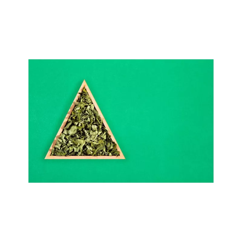 Natural & Fair Trade Dried Moringa Leaves from Haiti - Direct Producer