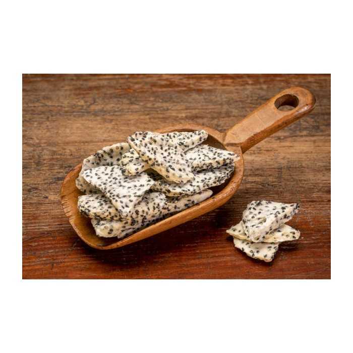 Organic & fairtrade dried white dragon fruit or pitaya from Colombia