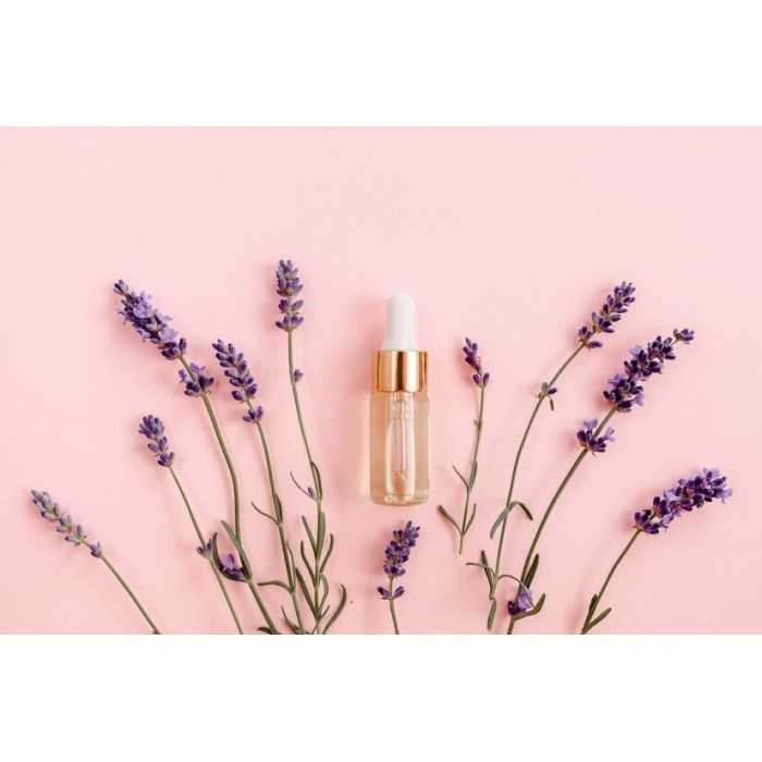 Essential oil of organic fine lavender flowers PDO from Provence - ...