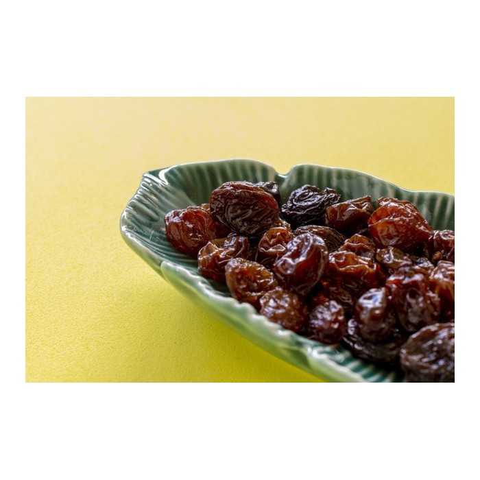 Organic & fairtrade sultanine raisins from Uzbekistan - Sulphur free