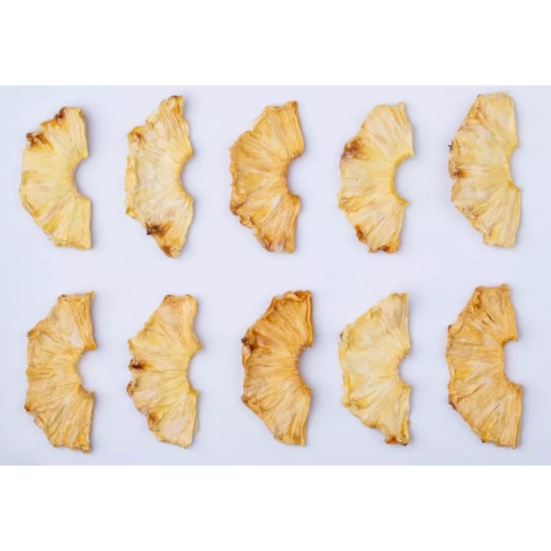 Organic & fairtrade dried pineapple from Cameroon - Direct producer
