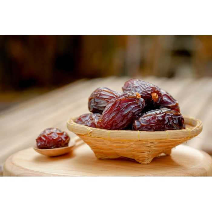 Organic pitted Medjool dates from the Oases of Morocco