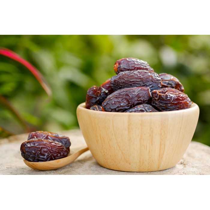 Organic pitted Medjool dates from the Oases of Morocco
