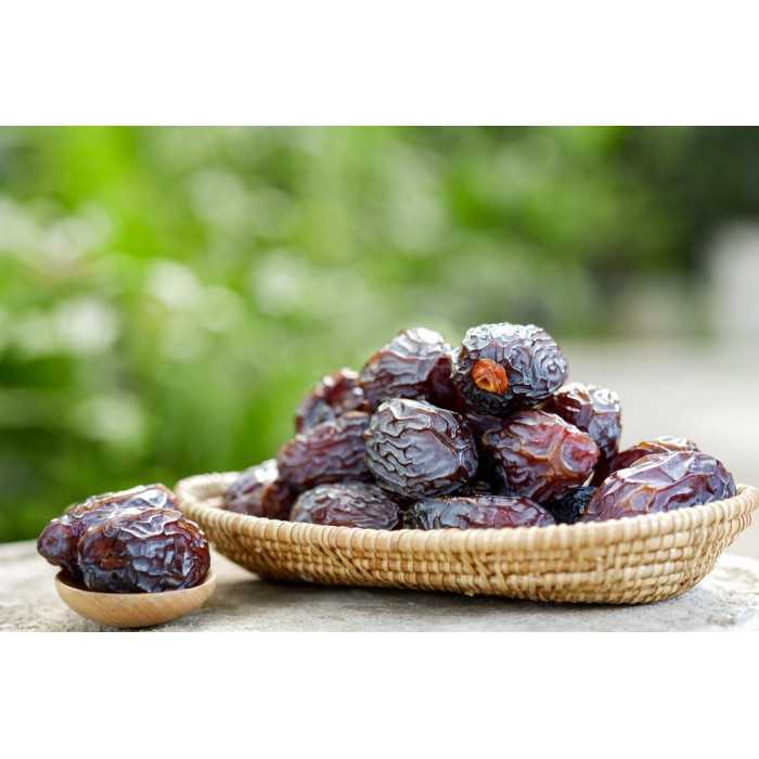 Organic pitted Medjool dates from the Oases of Morocco