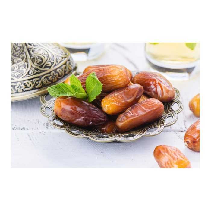 Organic & Fairtrade pitted dates Deglet-Nour from Sahara Oasis in T...