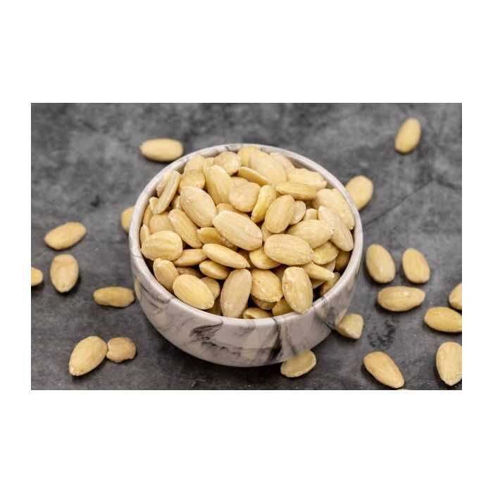 Organic whole raw white peeled almonds from France - Direct producer