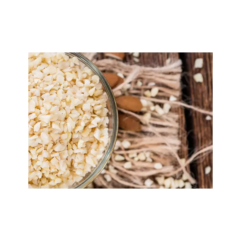 Raw organic chopped almonds from France - Direct producer