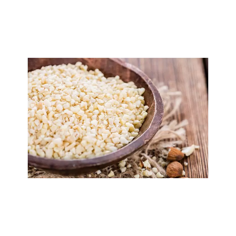 Raw organic chopped almonds from France - Direct producer