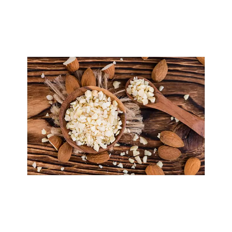 Raw organic chopped almonds from France - Direct producer