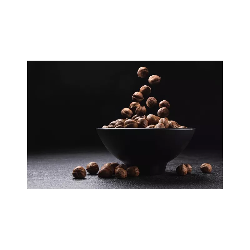 Noisette IGP De Cervione en Corse décortiquée crue entière