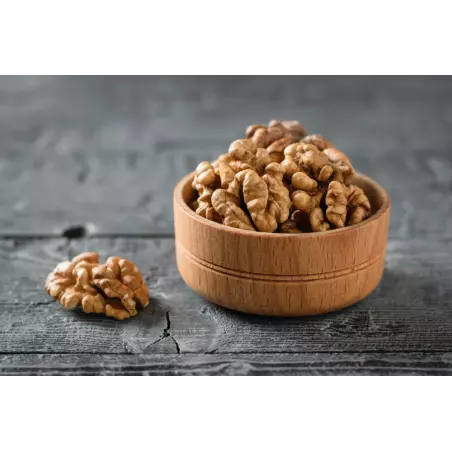 Extra Organic shelled walnut kernels PDO from Perigord - direct pro...