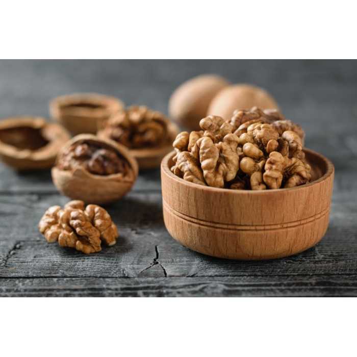Extra Organic shelled walnut kernels PDO from Perigord - direct pro...