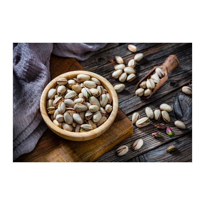 Organic pistachios PDO from Brontë in shell grilled and without sal...
