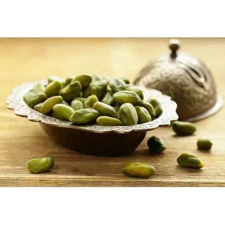 Organic pistachios PDO from Brontë shelled & skinless