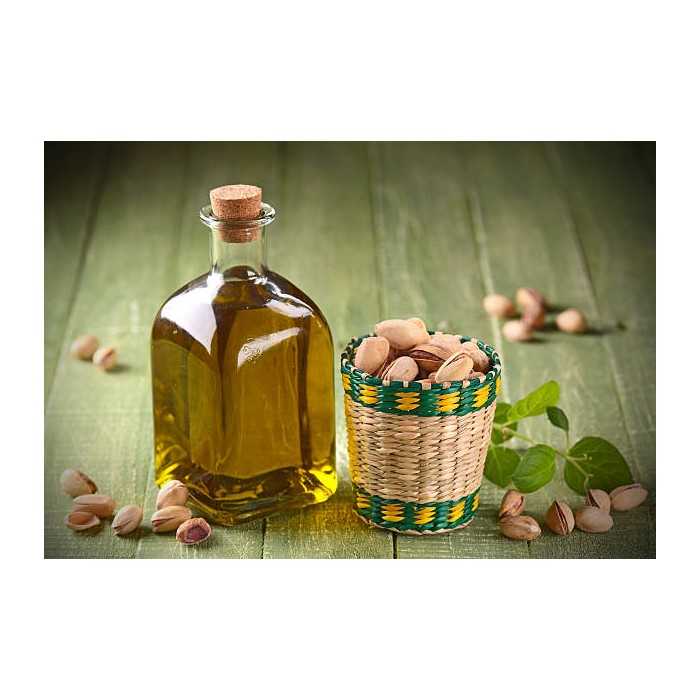 Virgin Organic Pistachio Oil PDO from Brontë in Sicily - Direct pro...