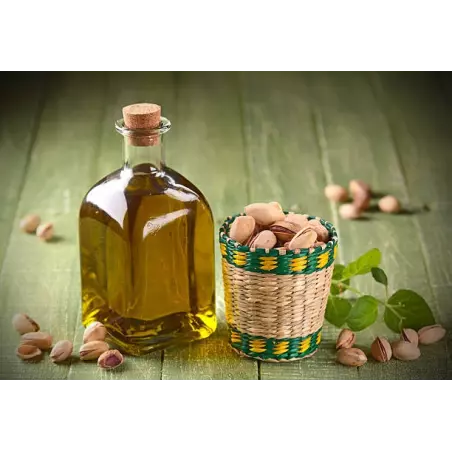 Virgin Organic Pistachio Oil PDO from Brontë in Sicily - Direct pro...