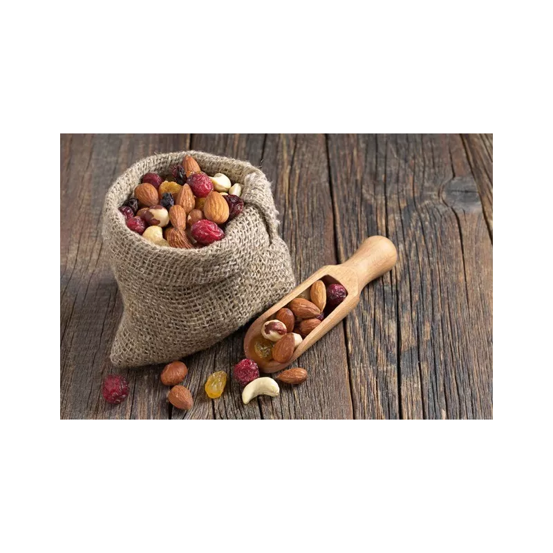 Taste me! - organic hazelnut from France, cashew nuts, cranberries ...