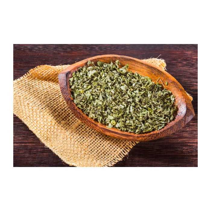 Natural & Fair Trade Dried Moringa Leaves from Haiti - Direct Producer