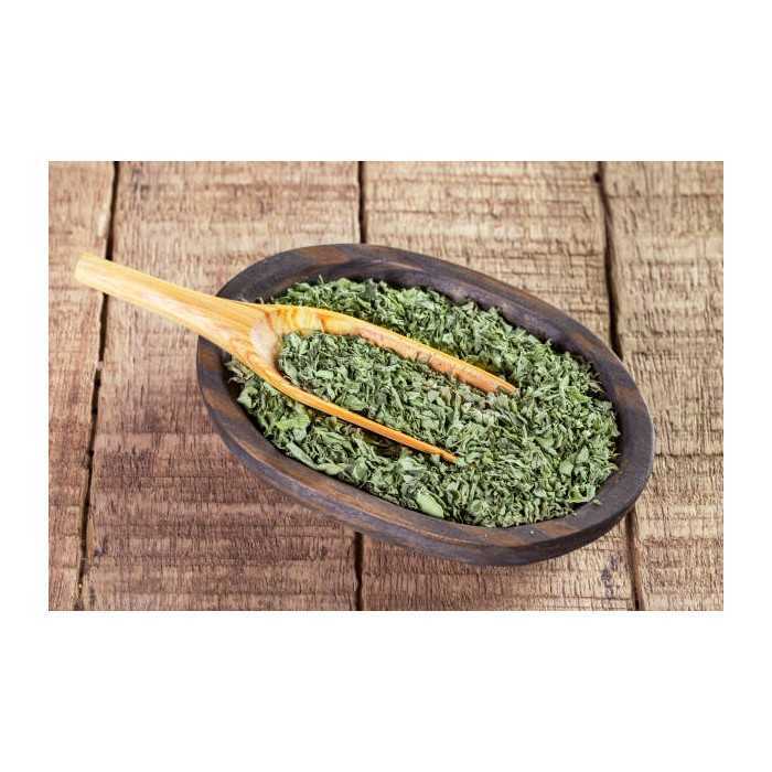 Natural & Fair Trade Dried Moringa Leaves from Haiti - Direct Producer