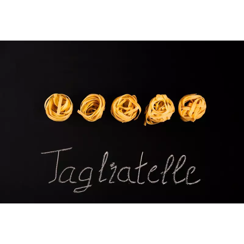 Organic and artisanal tagliatelle with porcini mushrooms PGI Fungo ...