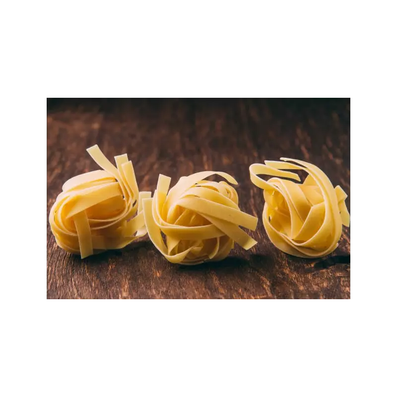 Organic & artisanale tagliatelle with hazelnuts from Italy - Direct...