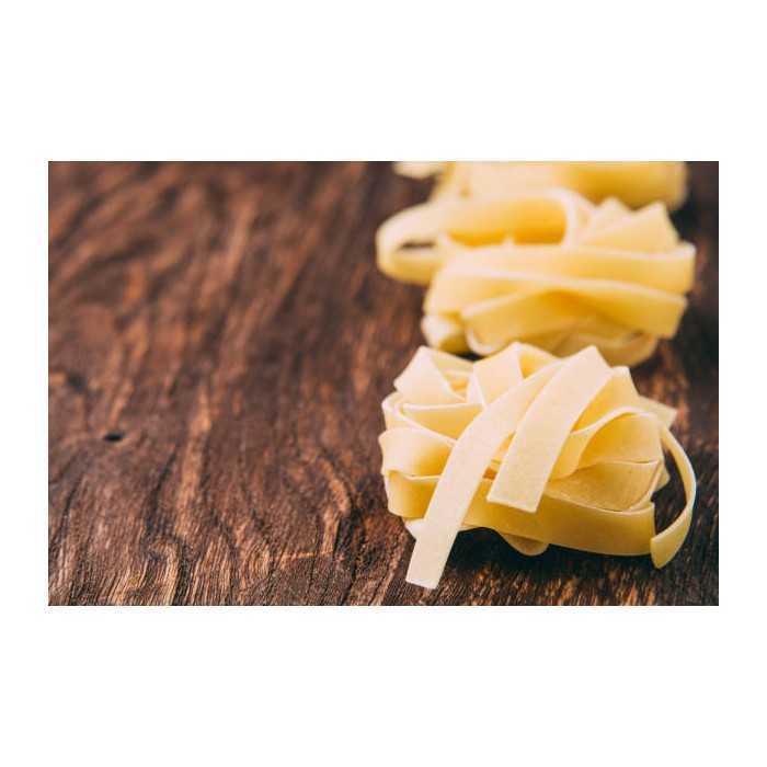 Organic & artisanale tagliatelle with hazelnuts from Italy - Direct...