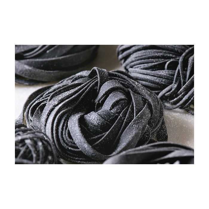 Organic & artisanal tagliatelle with squid ink from France - direct...