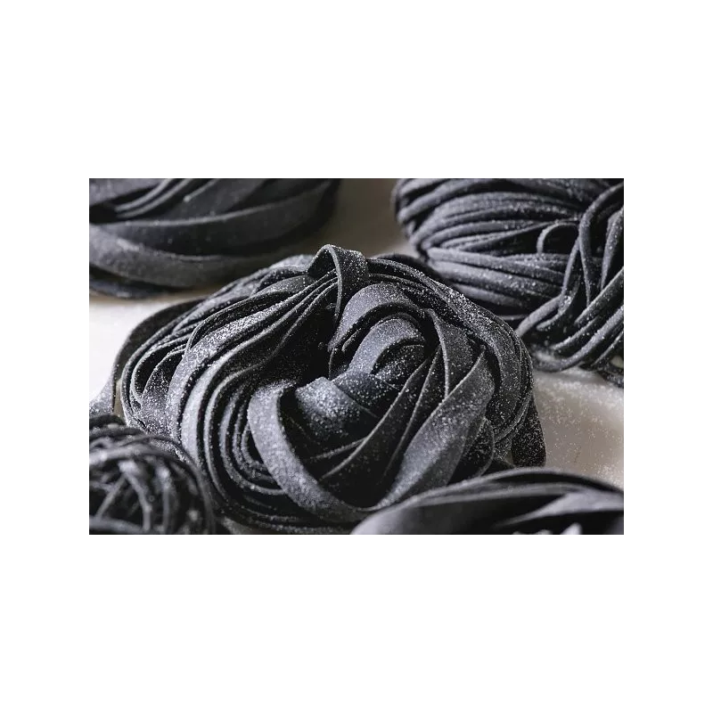 Tagliatelle à l'encre de seiche bio & artisanale de France - direct...