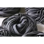 Tagliatelle à l'encre de seiche bio & artisanale de France - direct...