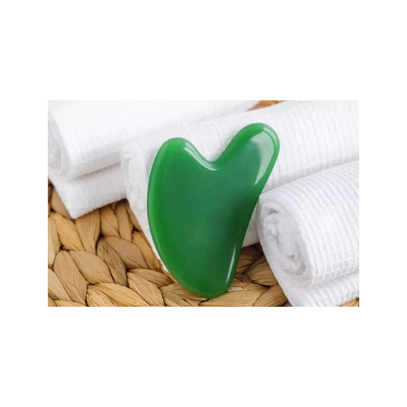 Gua sha en jade pur pour le visage - Fait main