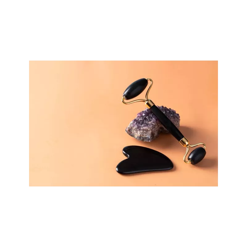 Gua Sha en améthyste pur pour le visage - Fait main