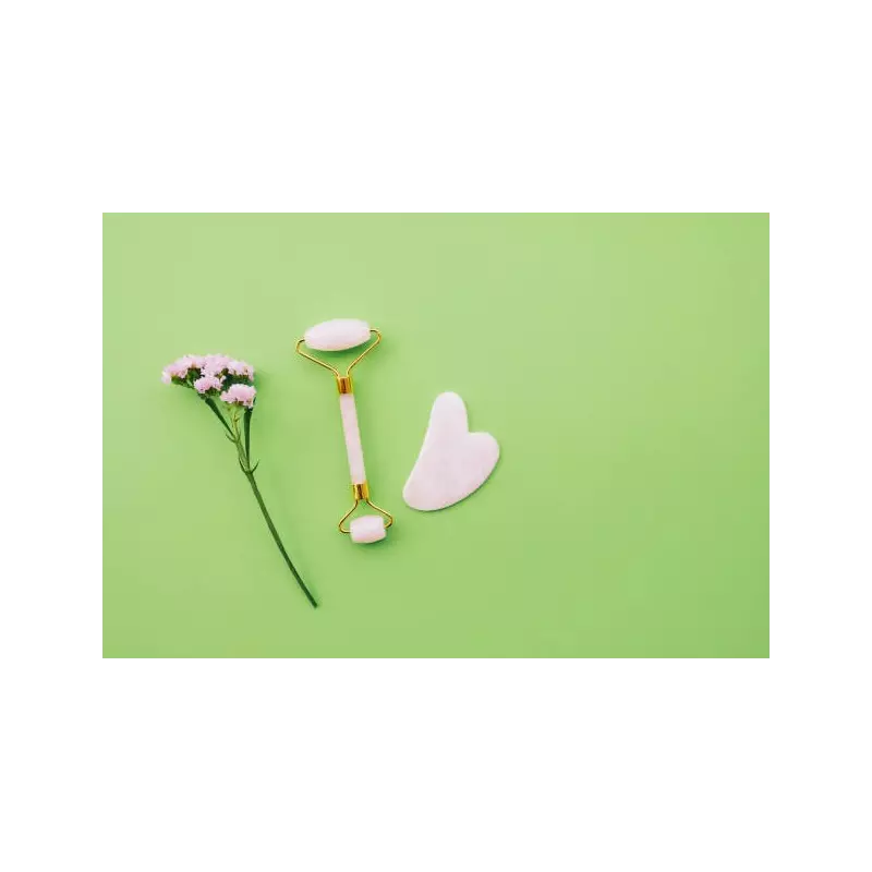 Pure white quartz Gua sha & beauty roller for the face - Handmade
