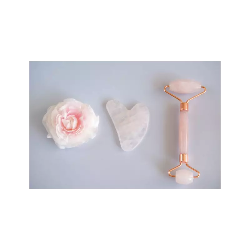 Pure pink quartz gua sha & beauty roller for face - Handmade