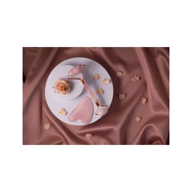 Pure pink quartz gua sha & beauty roller for face - Handmade